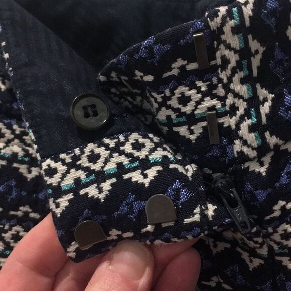 The Limited Aztec printed shorts SZ 4 - Picture 3 of 9